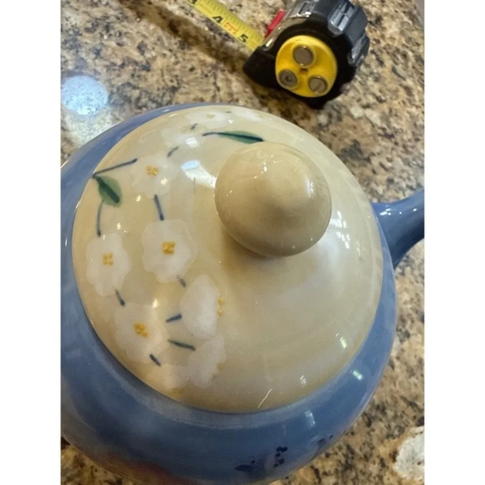 Vintage 1989 Heartstone Floral Ceramic Teapot‎ Blue Wildflower Garden 6 Inch